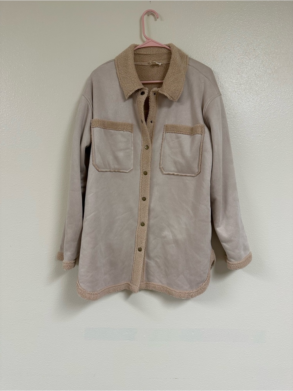 Hem&Thread Faux Sherpa Shacket